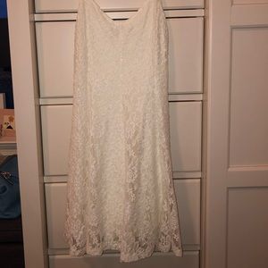 White lace dress